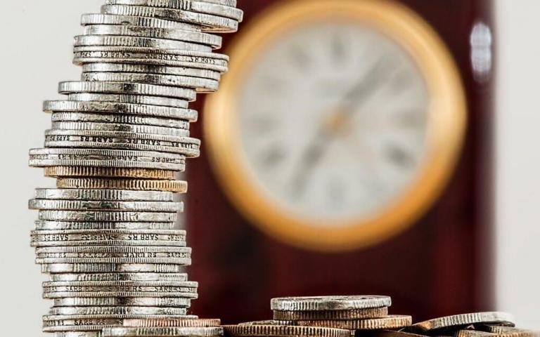 How to Set and Meet Long-Term Financial Goals