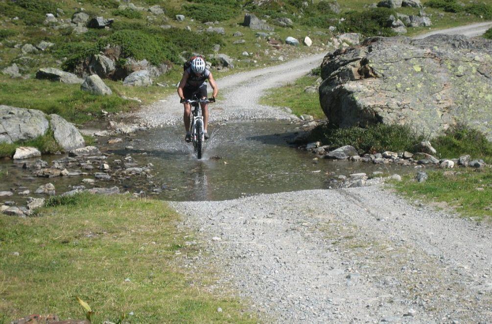 trekking bike