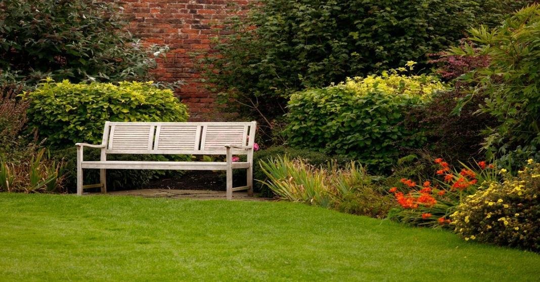 How to Properly Install and Maintain Retaining Walls