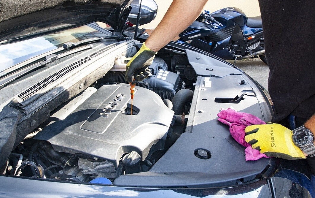 car mechanic