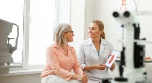 an optometrist is diagnosing a patient on the eyes in a clinic